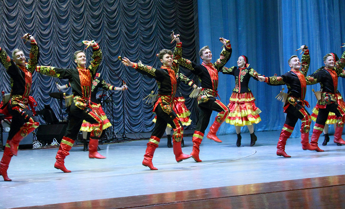 A creative gift from the Chelyabinsk region - a dance ensemble concert